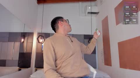 Snapshot of freyalane chatting on 11-21-25, 01:32 ALIS AND ALEX online show from 11-21-25, 01:32