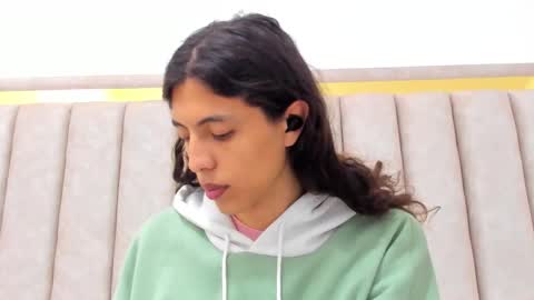 FreyaMoller  online show from 03-18-26, 06:55