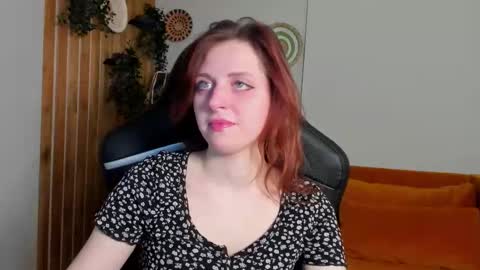 Snapshot of freyavey chatting on 02-06-26, 05:34 FreyaVey online show from 02-06-26, 05:34