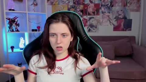 Snapshot of freyavey chatting on 03-02-26, 05:19 FreyaVey online show from 03-02-26, 05:19