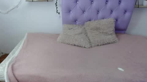 Freyja online show from 10-05-25, 03:21