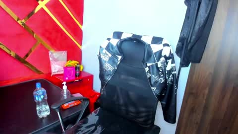 freyja_naugthy online show from 06-04-26, 02:12