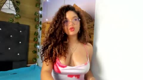Snapshot of frezzita_ chatting on 09-14-25, 07:35 Frezzita online show from 09-14-25, 07:35