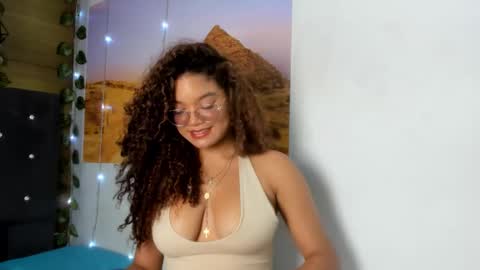 Snapshot of frezzita_ chatting on 09-16-25, 07:48 Frezzita online show from 09-16-25, 07:48