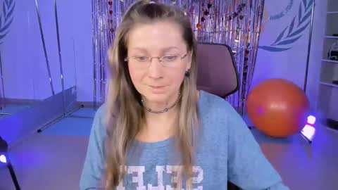 Frida Tander online show from 03-01-25, 09:18