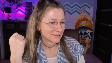 Frida Tander online show from 03-03-25, 06:22