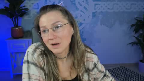 Frida Tander online show from 03-07-25, 08:44