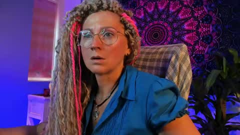Snapshot of fridatander chatting on 05-26-26, 06:09 Frida Tander online show from 05-26-26, 06:09