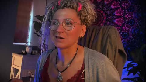 Snapshot of fridatander chatting on 05-31-26, 05:04 Frida Tander online show from 05-31-26, 05:04