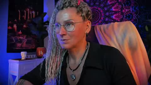 Snapshot of fridatander chatting on 06-05-26, 05:36 Frida Tander online show from 06-05-26, 05:36