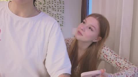 Snapshot of friend_foryou chatting on 12-16-24, 07:37 Lina online show from 12-16-24, 07:37