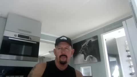 bob online show from 10-23-25, 02:38