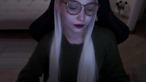 Snapshot of fromsun_forsoul chatting on 03-11-26, 08:59 Lilith online show from 03-11-26, 08:59