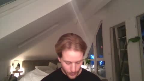 Snapshot of frozenyoga chatting on 12-03-24, 09:12 frozenyoga online show from 12-03-24, 09:12