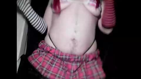 Snapshot of ftm_demian chatting on 12-21-25, 11:23 Demian online show from 12-21-25, 11:23