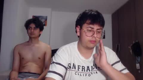 Snapshot of fuck_blow chatting on 11-30-25, 10:47 uwu online show from 11-30-25, 10:47