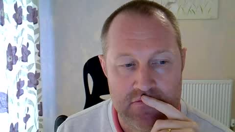 Snapshot of fuck_buddy_uk chatting on 06-12-26, 11:42 Fuck Buddy UK online show from 06-12-26, 11:42