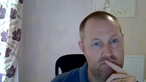 Snapshot of fuck_buddy_uk chatting on 08-05-26, 01:03 Fuck Buddy UK online show from 08-05-26, 01:03