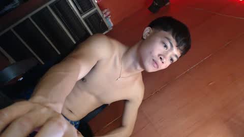 Snapshot of fuck_by_zack chatting on 12-30-24, 01:03 Zack online show from 12-30-24, 01:03