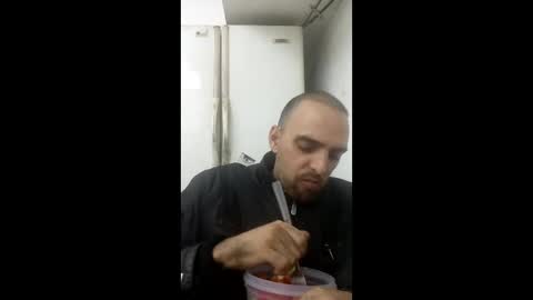 Snapshot of fuck_your_whore chatting on 01-11-26, 12:43 fuck_your_whore online show from 01-11-26, 12:43