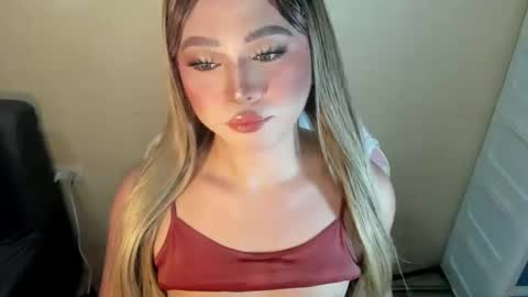 R A I N M O R A L E S  G M A I L . C O M online show from 04-28-26, 10:53