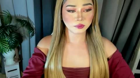 Snapshot of fuckdoll_rain chatting on 06-15-26, 05:37 R A I N M O R A L E S G M A I L . C O M online show from 06-15-26, 05:37