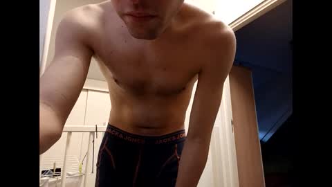 Snapshot of fuckdutchy1998 chatting on 01-18-26, 03:49 fuckdutchy1998 online show from 01-18-26, 03:49