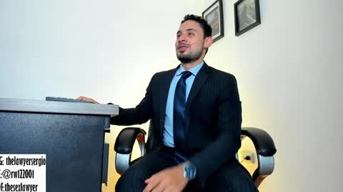 Snapshot of fuckerwate chatting on 12-18-24, 07:52 SERGIO THE SEX LAWYER online show from 12-18-24, 07:52