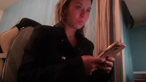 La online show from 12-21-24, 10:19