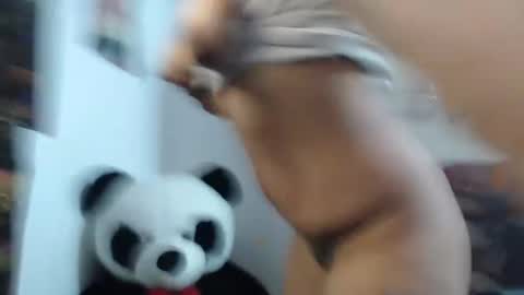 Mia and Gary  online show from 04-24-26, 02:47