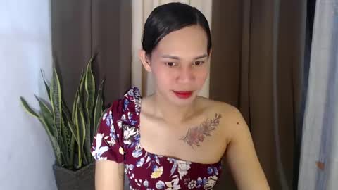 Snapshot of fuckingmonna chatting on 02-25-25, 12:03 fuckingmonna online show from 02-25-25, 12:03