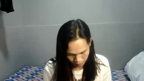 Snapshot of fuckingmonna chatting on 02-28-26, 12:17 fuckingmonna online show from 02-28-26, 12:17