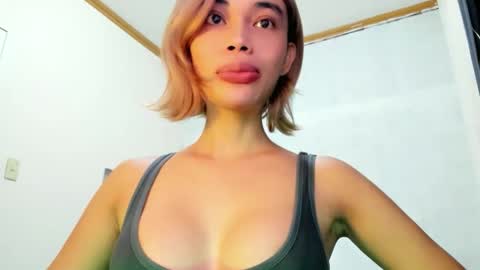 fuckingsexy143 online show from 05-13-26, 02:20