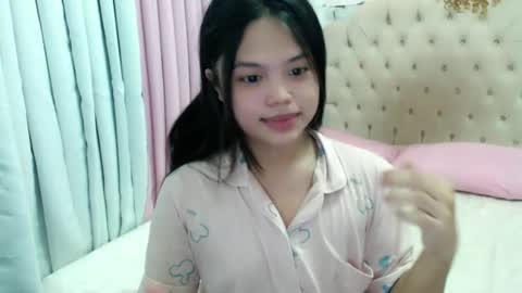 Bunny  online show from 06-18-26, 02:45