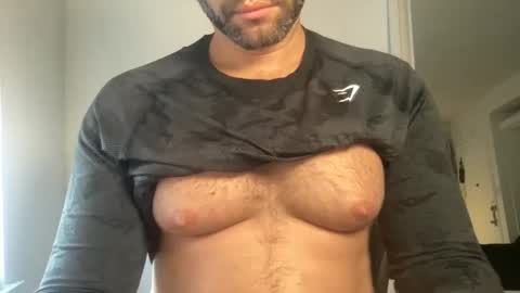 Muscle Bear Jock in Training online show from 09-21-25, 11:45