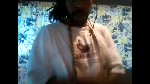 Snapshot of fucmebudoo chatting on 03-07-25, 07:08 Warwick online show from 03-07-25, 07:08