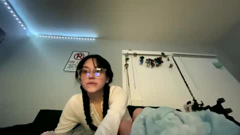 White Chocolate  online show from 02-20-25, 09:44