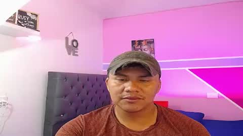 Snapshot of fuego_moro chatting on 06-18-26, 06:34 FUEGO MORO online show from 06-18-26, 06:34