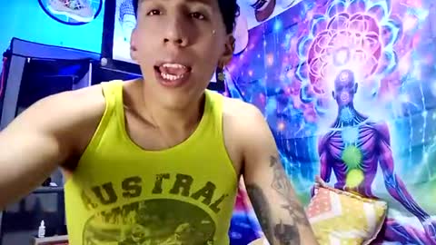 Snapshot of fuegolatino_priv chatting on 08-05-26, 06:33 Latinfire vip online show from 08-05-26, 06:33