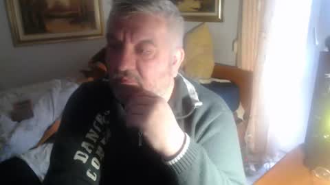 Snapshot of fukingcrazy chatting on 02-25-26, 03:43 fukingcrazy online show from 02-25-26, 03:43