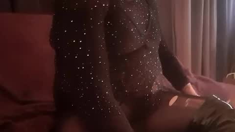 Snapshot of full4cefull chatting on 10-16-25, 07:04 Pizzaz online show from 10-16-25, 07:04