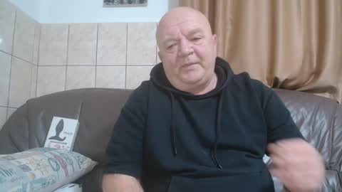 fullballs6 online show from 12-19-24, 03:07