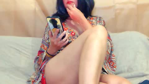 Snapshot of fun4tips chatting on 10-13-25, 12:05 Fun4Tips online show from 10-13-25, 12:05