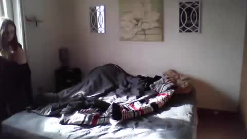 Snapshot of funflirt97 chatting on 01-08-26, 05:15 Linnys Palace online show from 01-08-26, 05:15