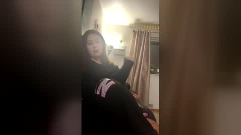 Snapshot of funflirt97 chatting on 01-18-26, 12:58 Linnys Palace online show from 01-18-26, 12:58