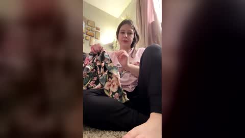 Snapshot of funflirt97 chatting on 02-02-26, 05:22 Linnys Palace online show from 02-02-26, 05:22