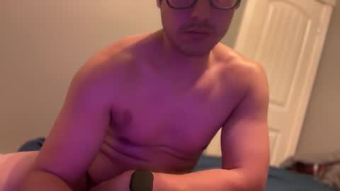 Snapshot of funguy7723 chatting on 10-27-25, 01:37 funguy7723 online show from 10-27-25, 01:37