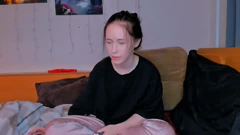 Eva online show from 01-16-26, 03:27