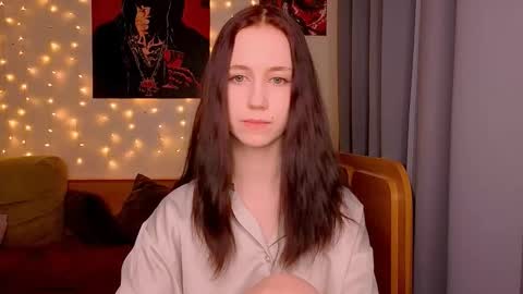 Snapshot of funny_bunny23 chatting on 02-22-26, 02:48 Eva online show from 02-22-26, 02:48