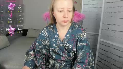 funny_bunny4 online show from 02-10-25, 09:47